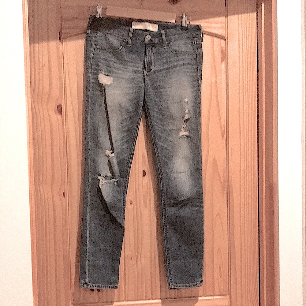 Abercrombie & Fitch Jeans Boyfriend Distressed Classic Denim Size 2 Waist 25